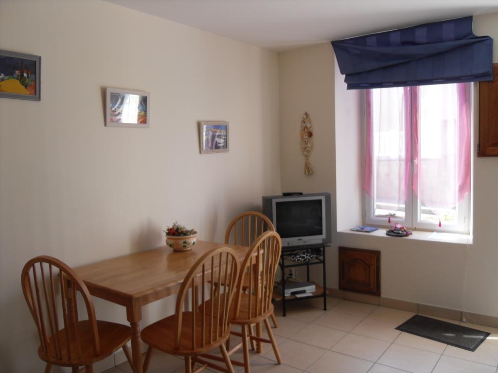 Appartamento Maison En Pierre Port-en-Bessin-Huppain Camera foto